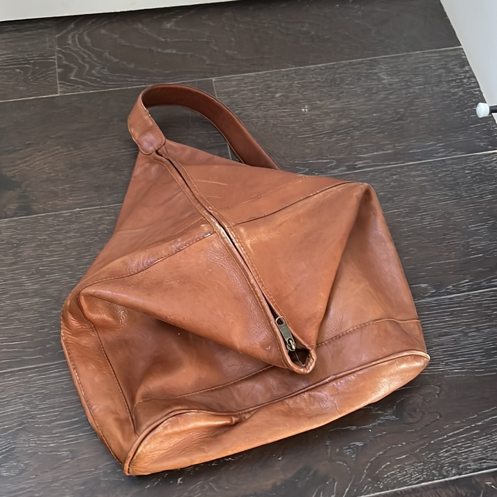 Custom one strap backpack - Picture 3 of 5